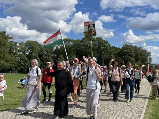 Powitanie 31. Pielgrzymki Diecezji Bielsko-Żywieckiej na Jasną Górę - grup z Wilamowic - 2022