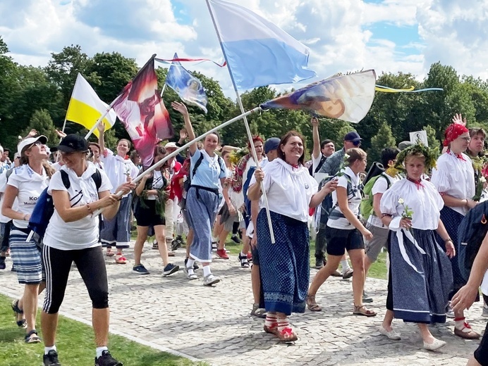 Powitanie 31. Pielgrzymki Diecezji Bielsko-Żywieckiej na Jasną Górę - grup z Wilamowic - 2022