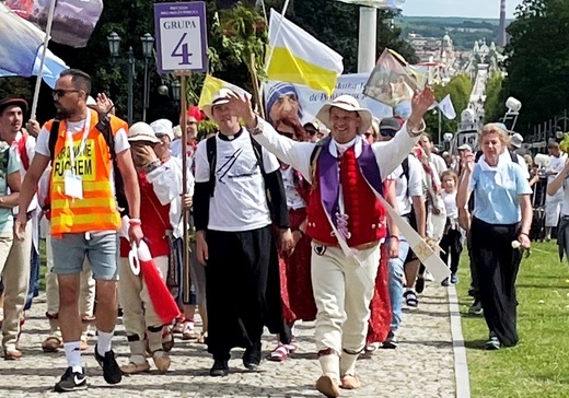 Powitanie 31. Pielgrzymki Diecezji Bielsko-Żywieckiej na Jasną Górę - grup z Wilamowic - 2022
