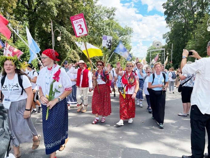 Powitanie 31. Pielgrzymki Diecezji Bielsko-Żywieckiej na Jasną Górę - grup z Wilamowic - 2022