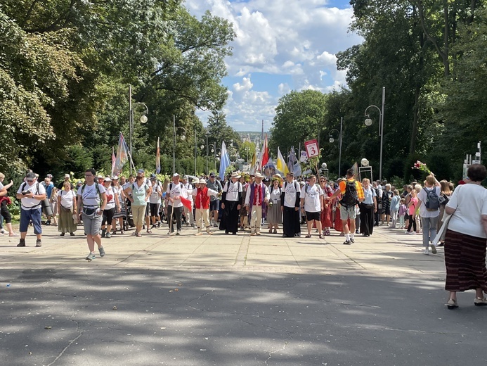 Powitanie 31. Pielgrzymki Diecezji Bielsko-Żywieckiej na Jasną Górę - grup z Wilamowic - 2022