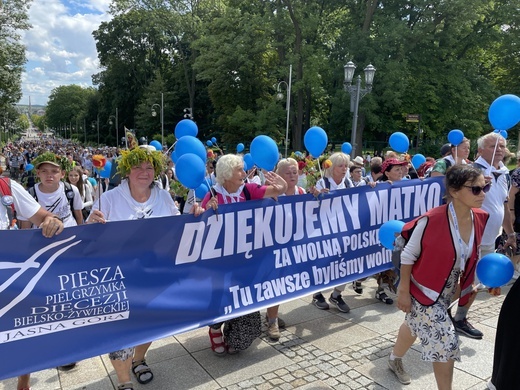 Powitanie 31. Pielgrzymki Diecezji Bielsko-Żywieckiej na Jasną Górę - grup z Wilamowic - 2022