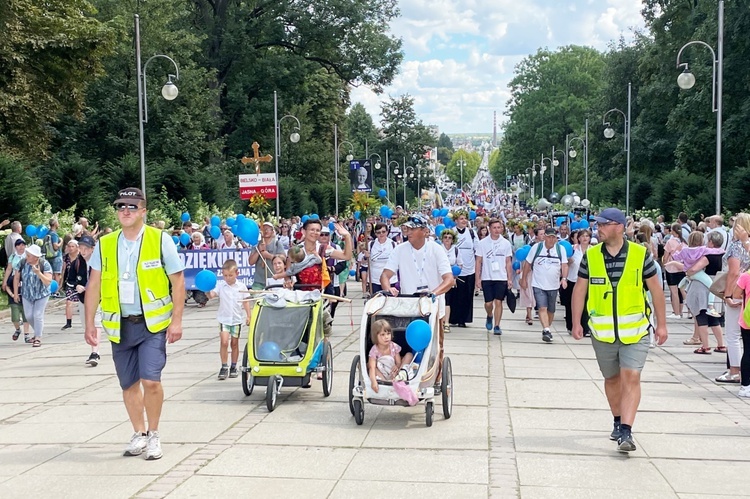 Powitanie 31. Pielgrzymki Diecezji Bielsko-Żywieckiej na Jasną Górę - grup z Wilamowic - 2022