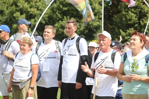 Powitanie 31. Pielgrzymki Diecezji Bielsko-Żywieckiej na Jasną Górę - grup z Wilamowic - 2022