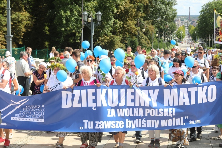 Powitanie 31. Pielgrzymki Diecezji Bielsko-Żywieckiej na Jasną Górę - grup z Wilamowic - 2022