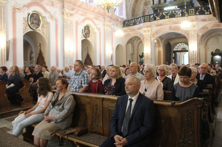 Wojnicz. Uroczyste wprowadzenie relikwii św. Wawrzyńca