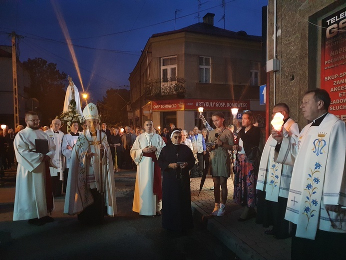 Brzesko. Poświęcenie kapliczki wynagradzającej