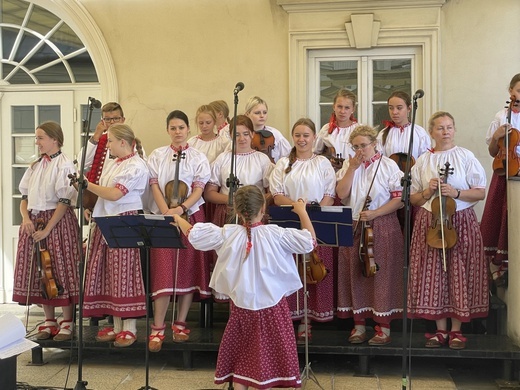 Msza św. na zakończenie 31. Pieszej Pielgrzymki Diecezji Bielsko-Żywieckiej na Jasną Górę - 2022