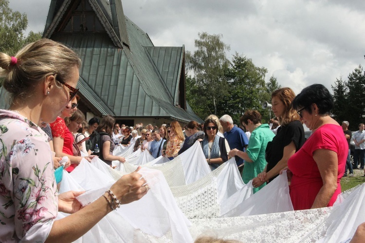 Jamna. 30-lecie obecności domikanów