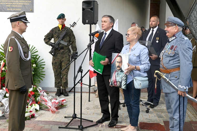 Obchody 102. rocznicy Bitwy Warszawskiej w Świdnicy