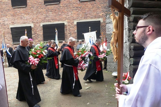 81. rocznica śmierci św. Maksymiliana w Oświęcimiu - pielgrzymka i Msza św. przy Bloku Śmierci