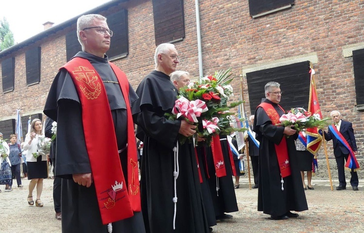 81. rocznica śmierci św. Maksymiliana w Oświęcimiu - pielgrzymka i Msza św. przy Bloku Śmierci