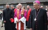 81. rocznica śmierci św. Maksymiliana w Oświęcimiu - pielgrzymka i Msza św. przy Bloku Śmierci