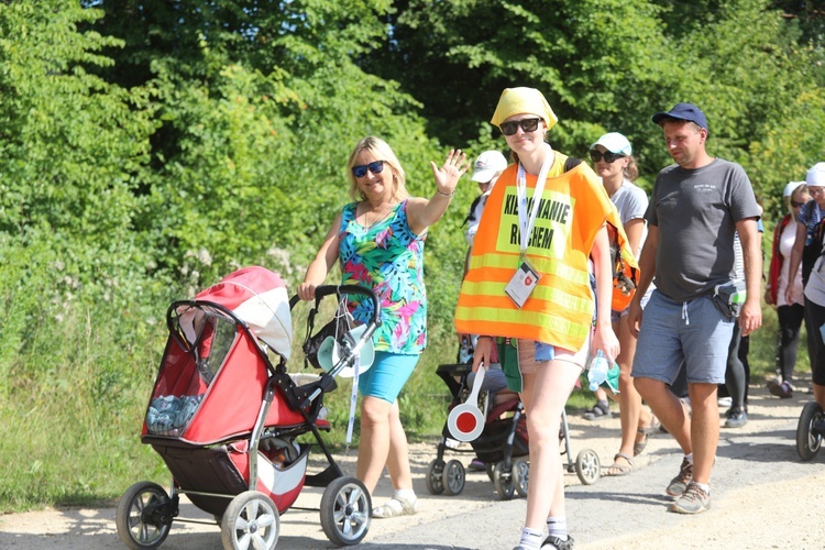 31. Piesza Pielgrzymka Diecezji Bielsko-Żywieckiej na szlaku - Rudnik Wielki - 2022