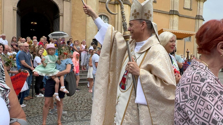 Odpust z asystą wojska w Wambierzycach