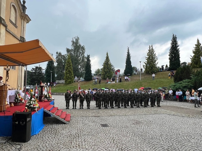 Odpust z asystą wojska w Wambierzycach