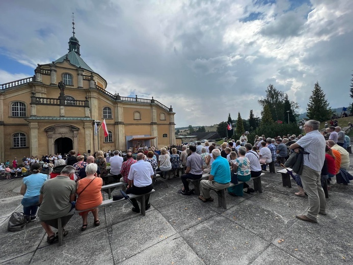 Odpust z asystą wojska w Wambierzycach