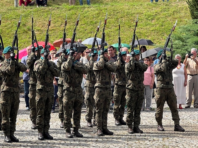 Odpust z asystą wojska w Wambierzycach