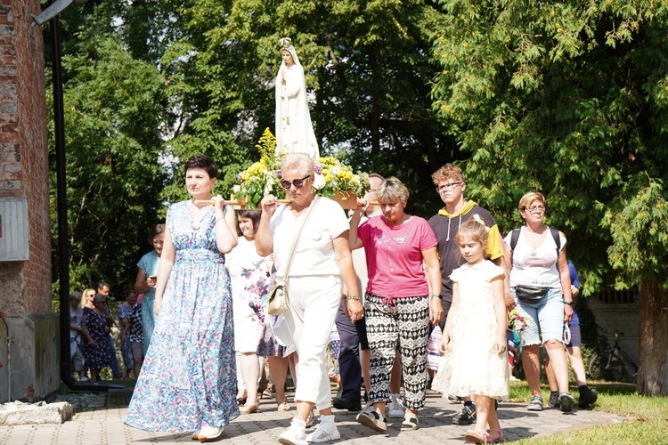 Uroczystość Wniebowzięcia NMP w Ligocie Książęcej z pielgrzymami z Namysłowa