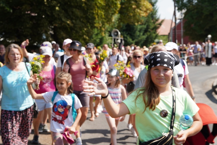 Uroczystość Wniebowzięcia NMP w Ligocie Książęcej z pielgrzymami z Namysłowa