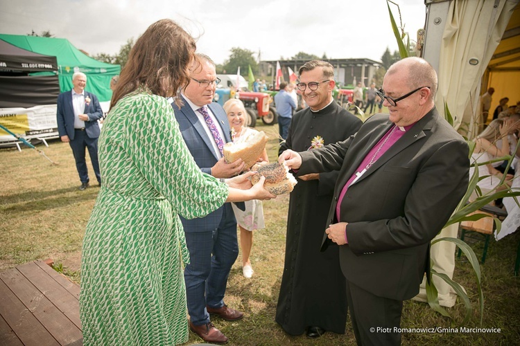 Gmina Marcinowice zaprosiła na dożynki do Klecina