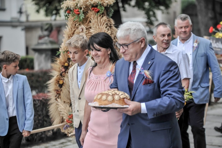 Rolnicy ze Strzegomia podziękowali za plony