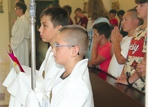 Podczas uroczystej Mszy św. wielu otrzymało zadania od wykonania.