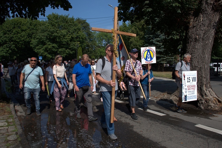 Pielgrzymka trzeźwości do sanktuarium Matki Bożej Brzemiennej