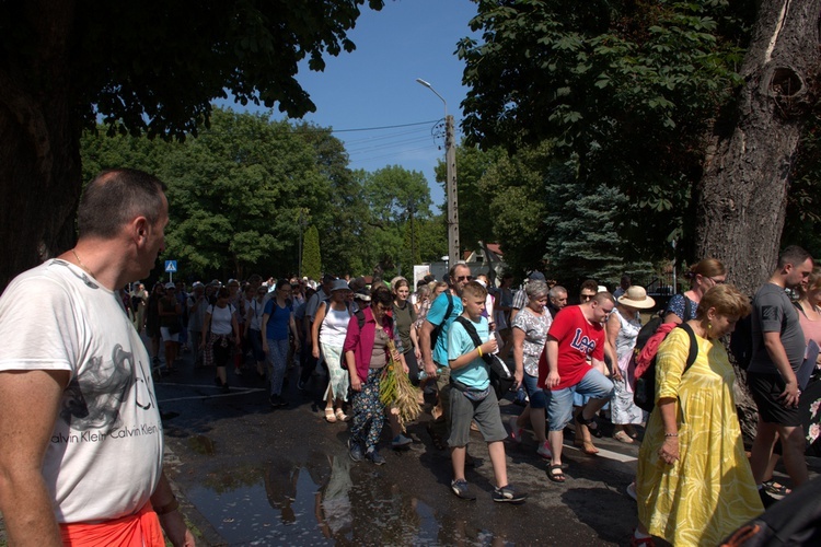 Pielgrzymka trzeźwości do sanktuarium Matki Bożej Brzemiennej