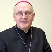 ▲	Abp Józef Górzyński, tegoroczny kaznodzieja piekarski.