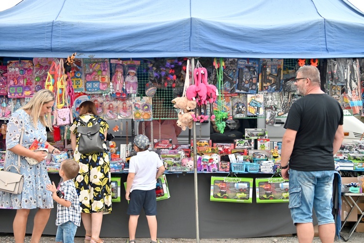 Wprowadzenie relikwii św. Floriana do kościoła w Osieku