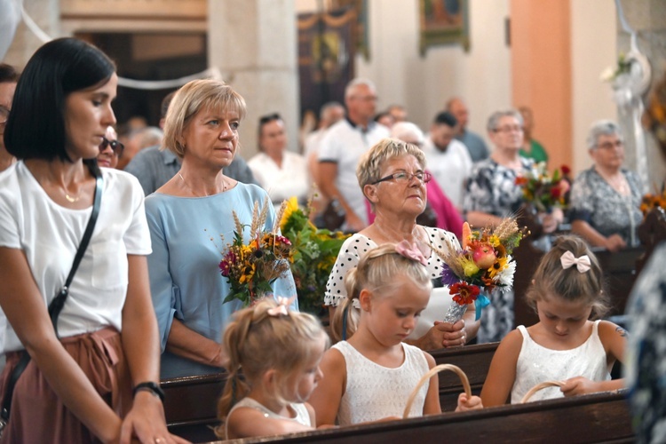 Wprowadzenie relikwii św. Floriana do kościoła w Osieku