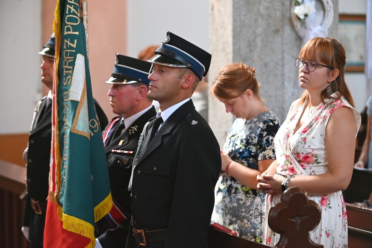 Wprowadzenie relikwii św. Floriana do kościoła w Osieku