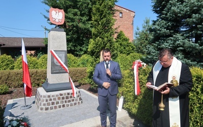 Przyszowice. Wyremontowany pomnik powstańców śląskich odsłonięty