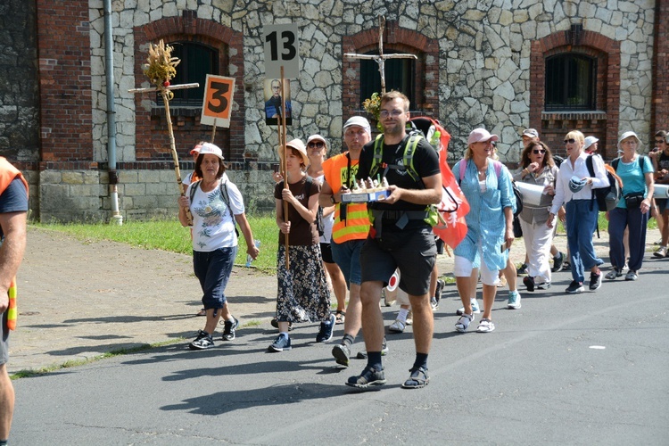 Wyjście ze Strzelec Opolskich