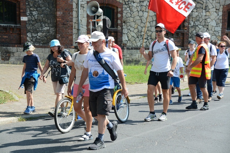 Wyjście ze Strzelec Opolskich