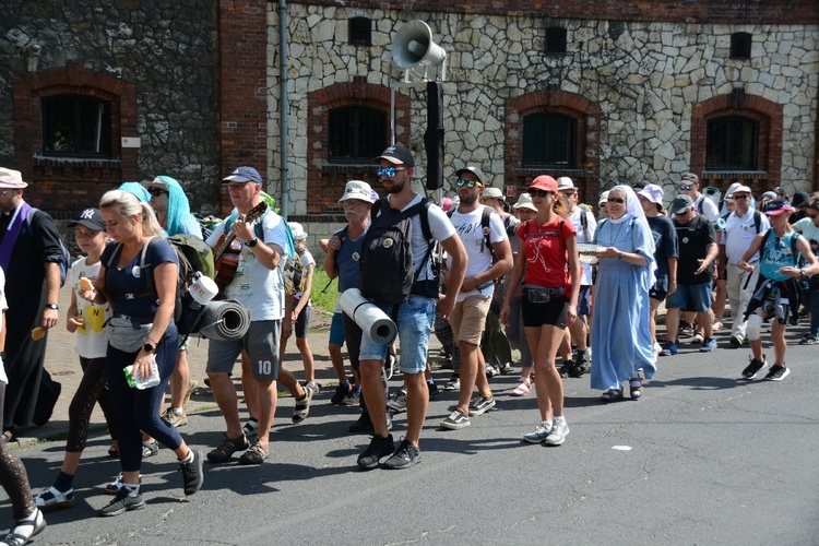 Wyjście ze Strzelec Opolskich