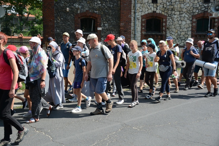 Wyjście ze Strzelec Opolskich