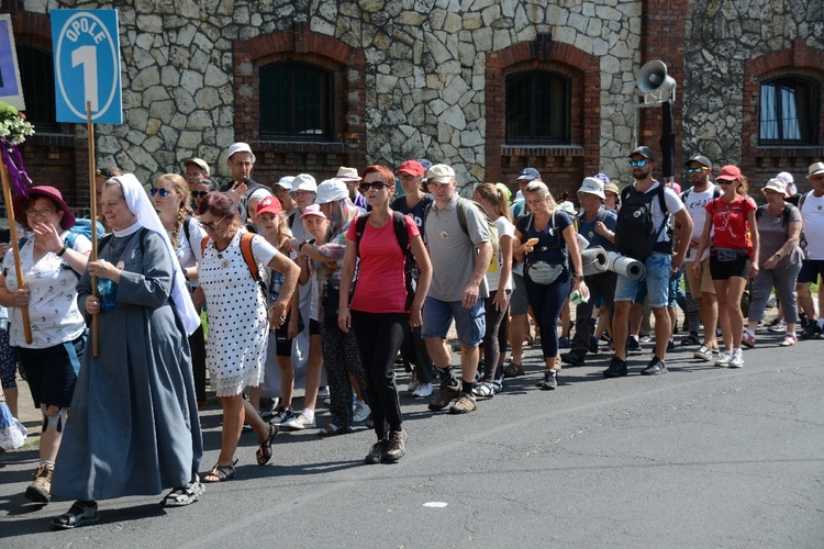 Wyjście ze Strzelec Opolskich