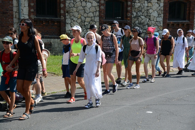 Wyjście ze Strzelec Opolskich