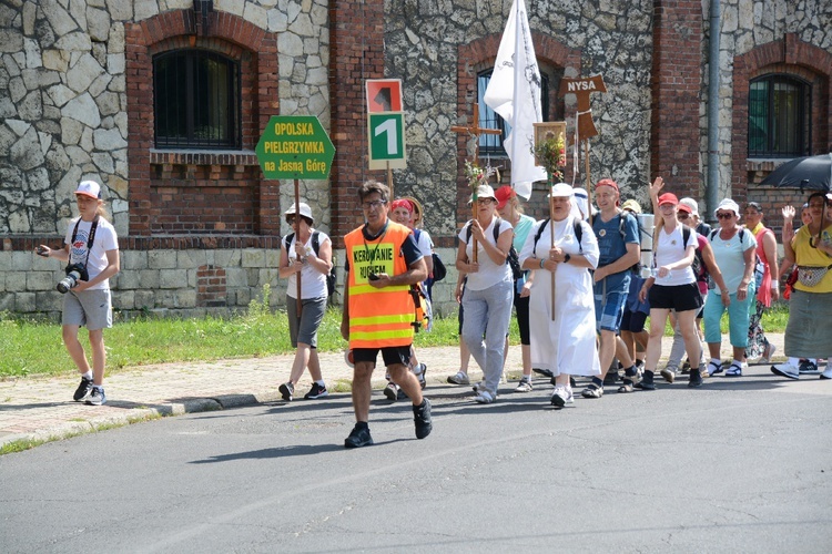 Wyjście ze Strzelec Opolskich