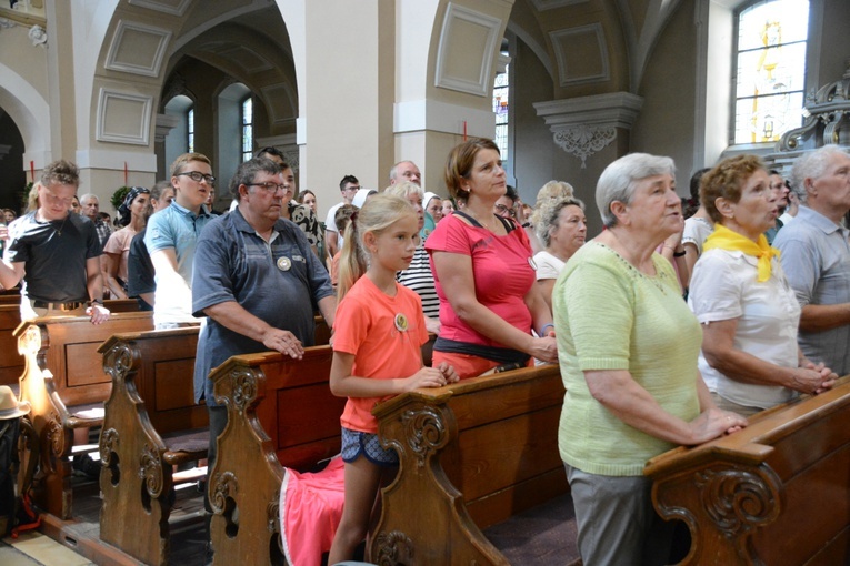 Pielgrzymkowa Eucharystia w Strzelcach Opolskich