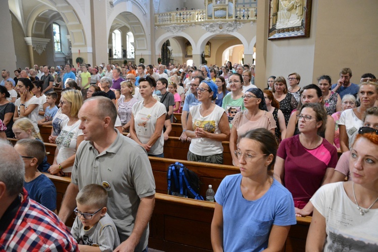 Pielgrzymkowa Eucharystia w Strzelcach Opolskich