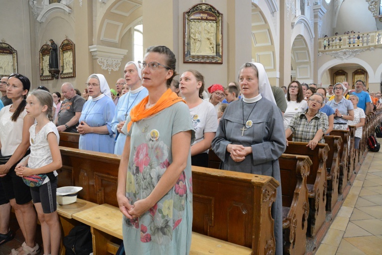 Pielgrzymkowa Eucharystia w Strzelcach Opolskich