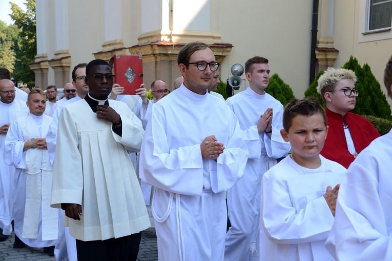 Pielgrzymkowa Eucharystia w Strzelcach Opolskich