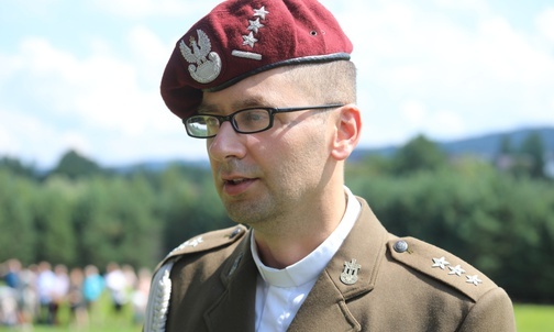 Ks. por. Krzysztof Włosowicz, proboszcz wojskowej parafii Bożego Miłosierdzia w Bielsku-Białej. 