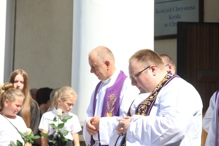 Ostatnie pożegnanie śp. ks. Witolda Włocha w Chybiu