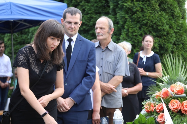 Pogrzeb śp. ks. Witolda Włocha w rodzinnej Rajczy