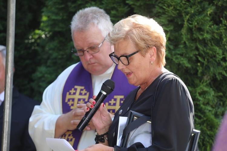 Pogrzeb śp. ks. Witolda Włocha w rodzinnej Rajczy