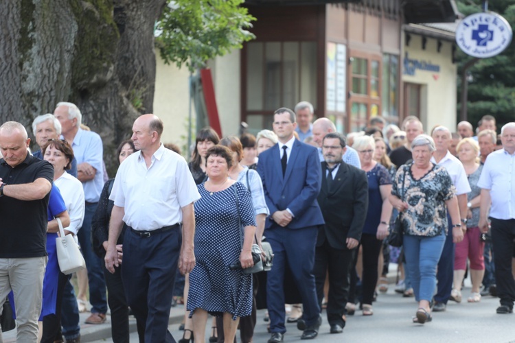 Pogrzeb śp. ks. Witolda Włocha w rodzinnej Rajczy